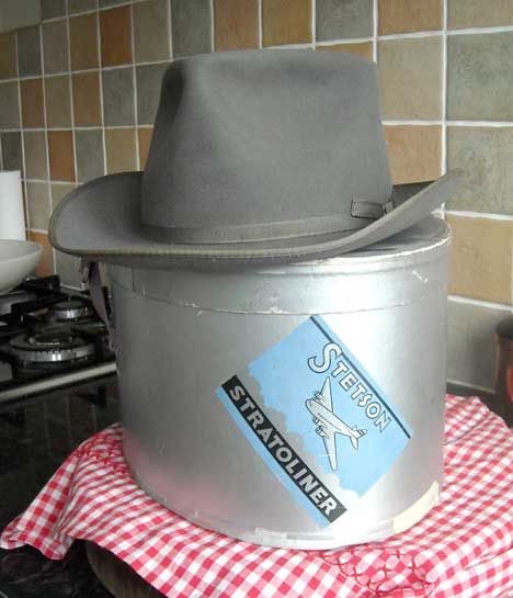 StetsonStratoliner1.jpg